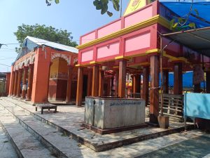 झारखंड धाम जमुआ प्रखंड के अंतर्गत एक धार्मिक स्थल जो वर्षों से चले आ रहे हैं यहां पर प्रमुख स्तर से भक्तों की भीड़ होती है जो हर सोमवार को बहुत ही काफी भीड़ के द्वारा अपने मन्नत को वहां पर रखते हैं और लोगों में लोगों ने अपने स्टार से मन्नत को वहां पर एक धार्मिक स्थल के रूप में अपना अपना अच्छे से अच्छे लोग अपने मनोकामना को प्राप्त करते हैं 