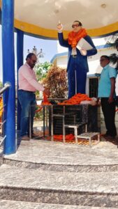 जमुआ प्रखंड के रेमबा में पहली बार संविधान निर्माता डॉ भीमराव अंबेडकर जी की जयंती रविदास टोला  तुरी टोला में मनाई गई जिसकी अध्यक्षता सुमित दास ने की मुख्य वक्ता के रूप में माले नेता सह जिप सदस्य  विजय पांडे उपस्थित हुए उन्होंने कहा हम लोग बाबा साहेब भीमराव अंबेडकर के विचार और आदर्श को सच्चे मन से जीवन में उतार पूर्ण समर्पण  सामाजिक और बराबरी वह जातीय धार्मिक का खात्मा कर  स मता   मूलक समाज के निर्माण के उनके विचार को आगे बढ़ने में प्रयशरत रहे यही उनके प्रति सच्ची श्रद्धांजलि है संविधान विरोधी भाजपा आरएसएस शुरू से ही गरीब दलित पिछड़ा और आदिवासी विरोधी है इनसे बचने की जरूरत है उनके साथ पूर्व मुखिया प्रतिनिधि अभिमन्यु राम ने कहा बाबा साहब का कहना था शिक्षित बनो संगठित हो और अपने अधिकार के लिए लड़ो तभी बाबा साहब की सच्ची श्रद्धांजलि होगी आनंदी तुरी ईश्वरी राम अशोक तुरी लाटी तूरी झारखंडी तूरी सुरेंद्र दास उमेश दास पंकज राम शशि राम सुनील राम दशरथ तुरी भीम तूरी शनिचरी देवी मालों देवी मीना देवी फुलवा देवी कई लोग उपस्थित थे